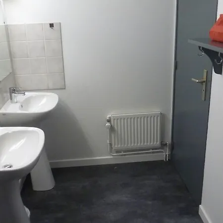 Le Gite Du Velay * Bains